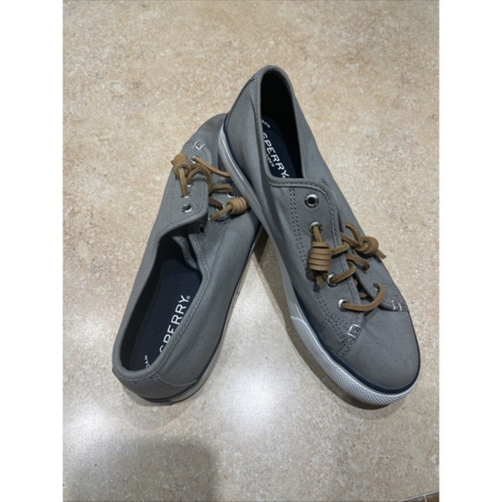 Sperry Women's Top Sider US Size 7.5        ‎       632